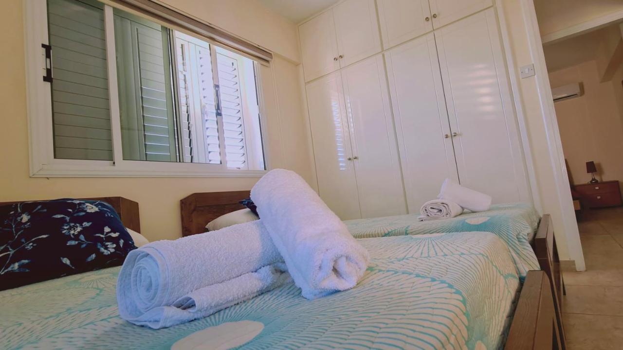 Stay Sunshine Apartment Паралимни Екстериор снимка