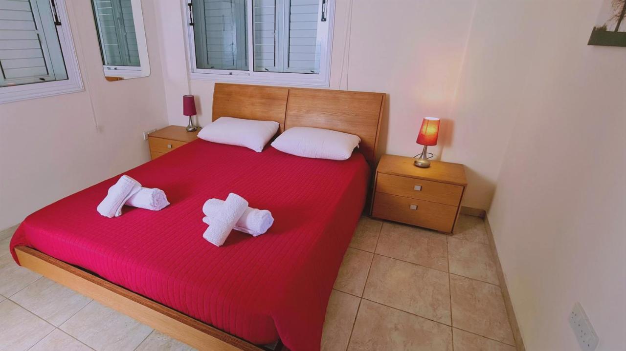 Stay Sunshine Apartment Паралимни Екстериор снимка