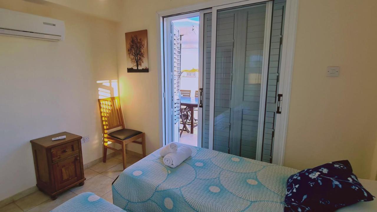 Stay Sunshine Apartment Паралимни Екстериор снимка