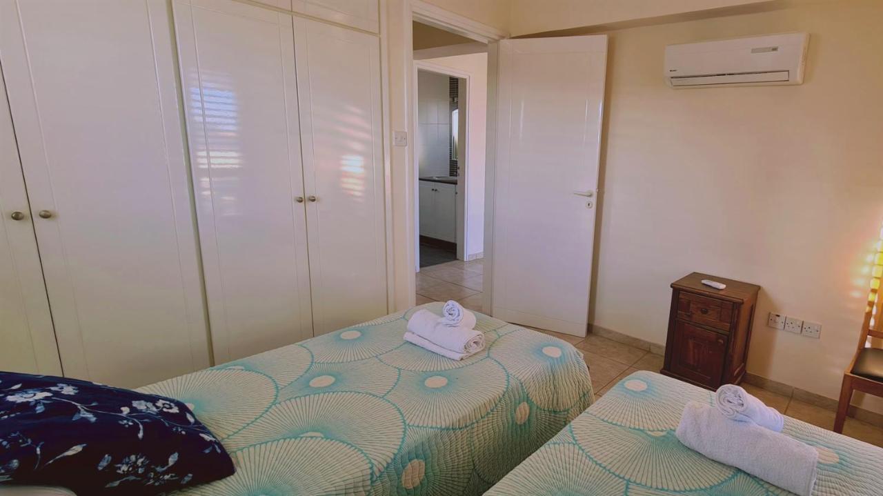 Stay Sunshine Apartment Паралимни Екстериор снимка
