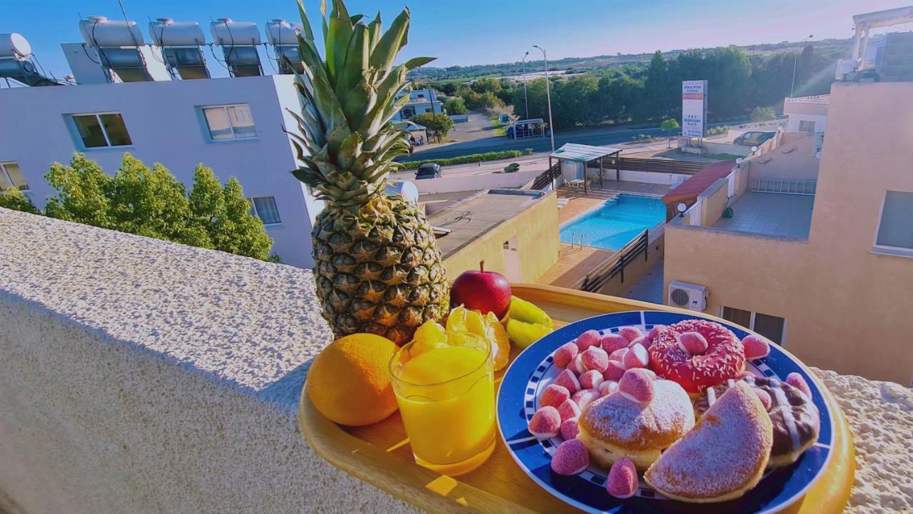 Stay Sunshine Apartment Паралимни Екстериор снимка