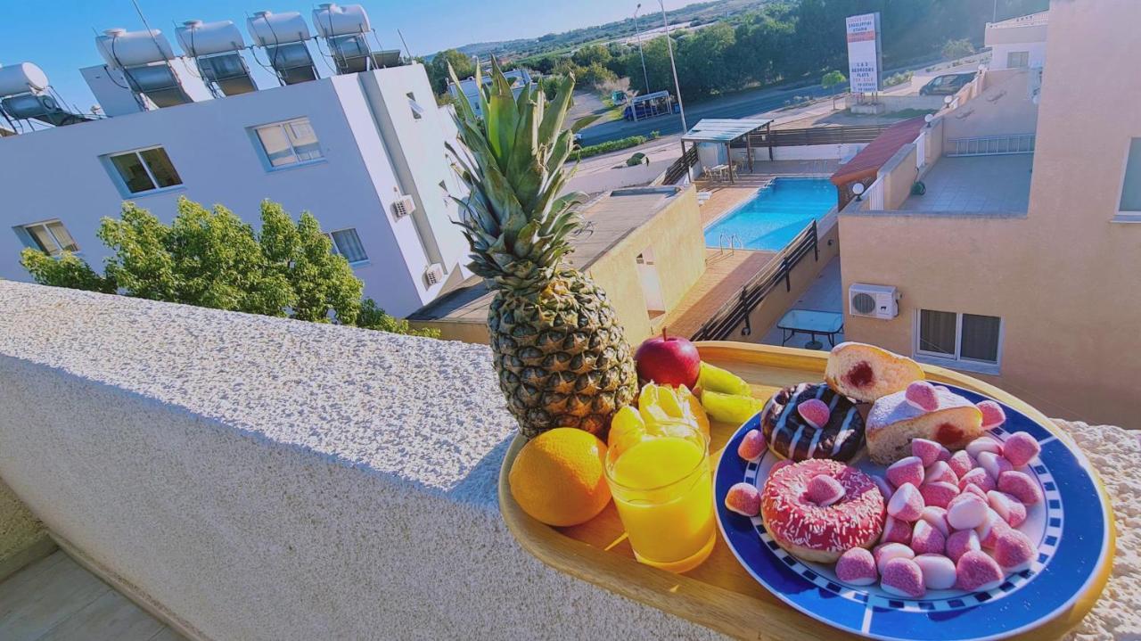 Stay Sunshine Apartment Паралимни Екстериор снимка