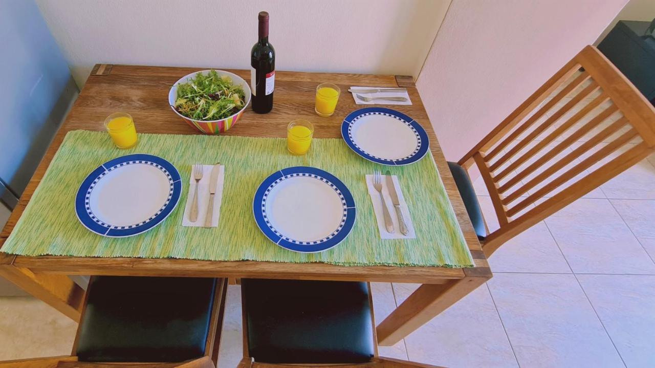 Stay Sunshine Apartment Паралимни Екстериор снимка