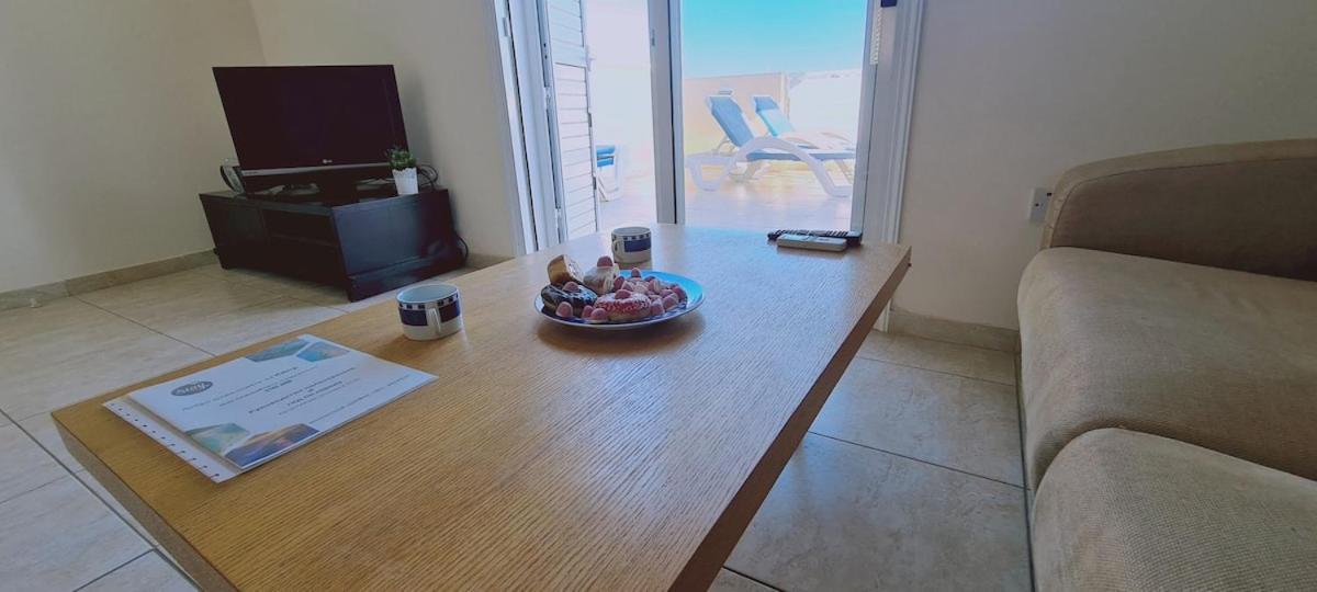 Stay Sunshine Apartment Паралимни Екстериор снимка