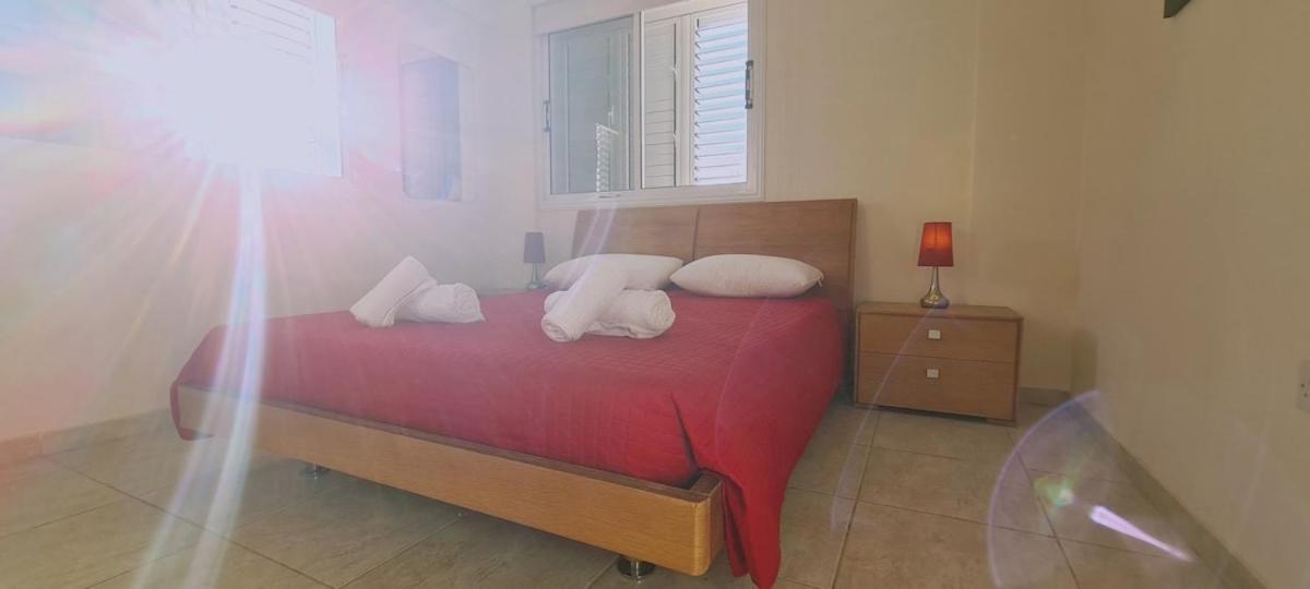 Stay Sunshine Apartment Паралимни Екстериор снимка