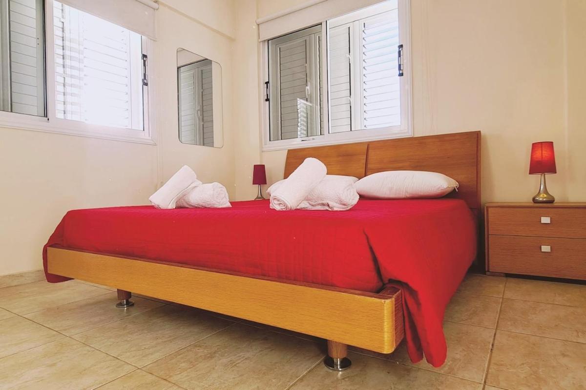 Stay Sunshine Apartment Паралимни Екстериор снимка